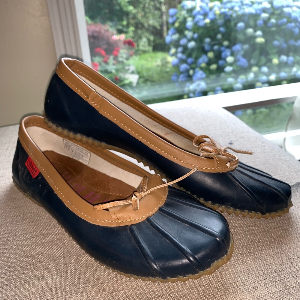 Waterproof Flats